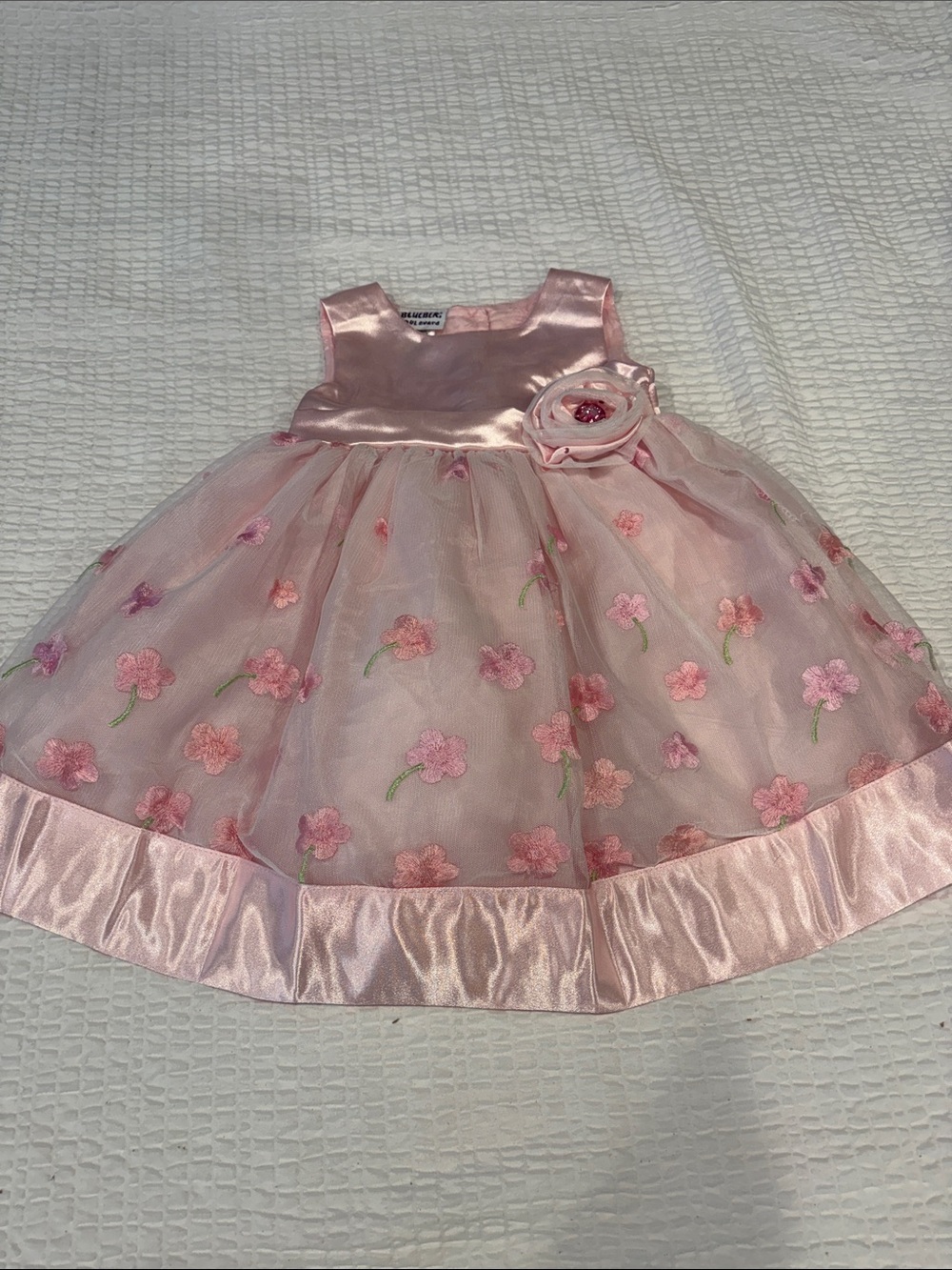 Blueberi Boulevard Pink Satin Toddler Dress
Size 18 months